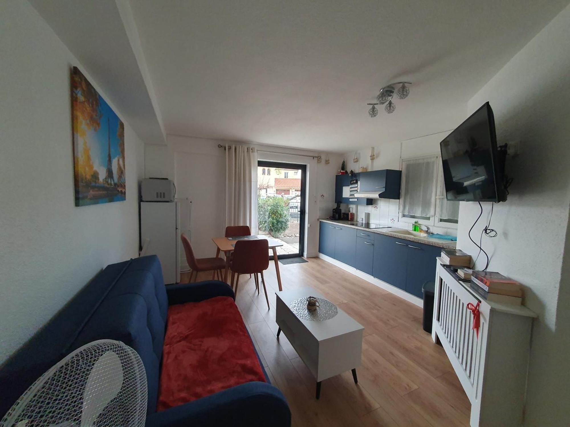 Studio Equipe Et Meuble St Cyprien 생시프리앙 외부 사진
